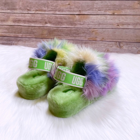UGG Women’s Fluff Yeah Slide Tie Dye Slipper Sandals In Apple - Picture 4 of 7
